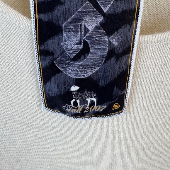 L.A.M.B. Gwen Stefani Cashmere Cut Out Ivory Sweater - Picture 4 of 7